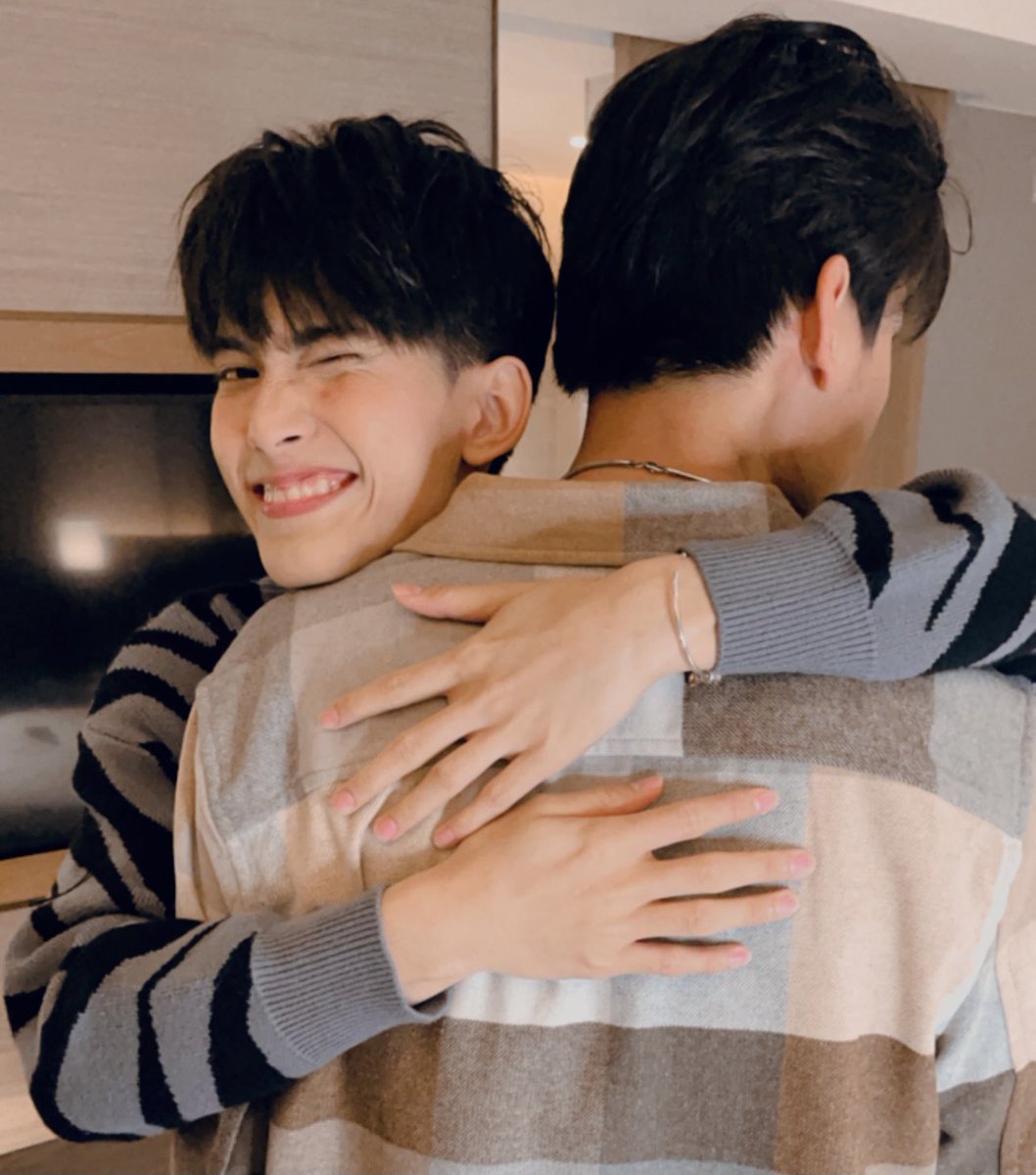 kumkhxngg's tweet photo. ขิงมันทุกเเพตฟอร์มไปเลยค่าาา😭 https://t.co/1KsTYpZuLO