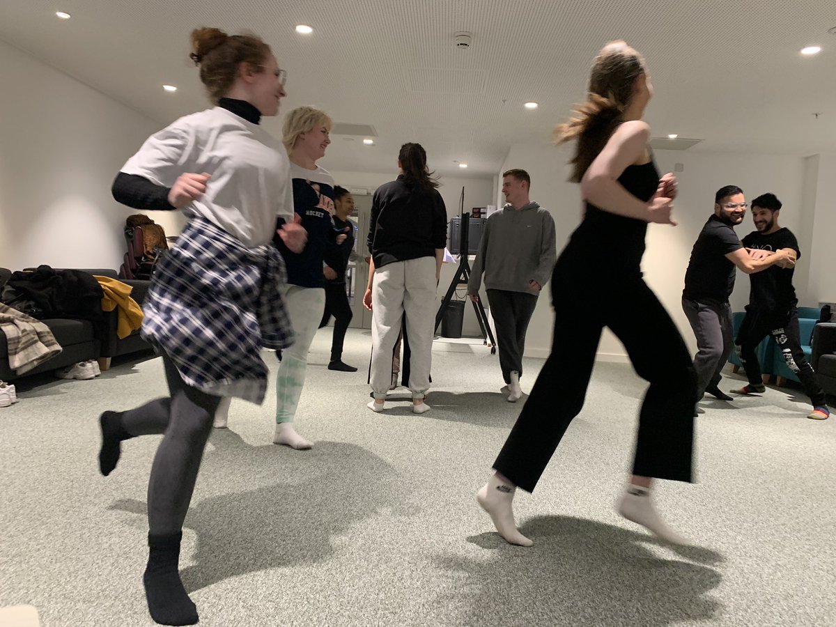 Missing Link Arts tweet media