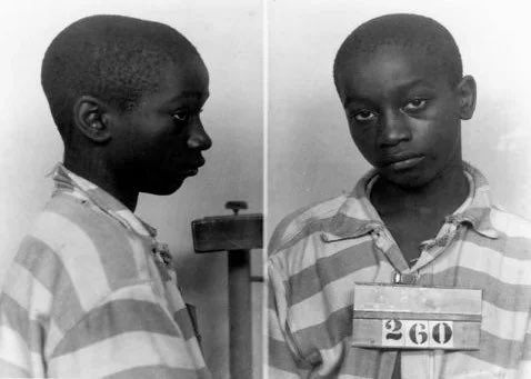 DominiqueBarl19's tweet photo. This is a what a failed justice system looks like!!!! It took 10 minutes to convict George Stinney Jr. and over 70 years to exonerate him!!!!! He was innocent. The system failed this young boy. #BlackHistory #BlackTwitter https://t.co/mnmKyIWUZN
