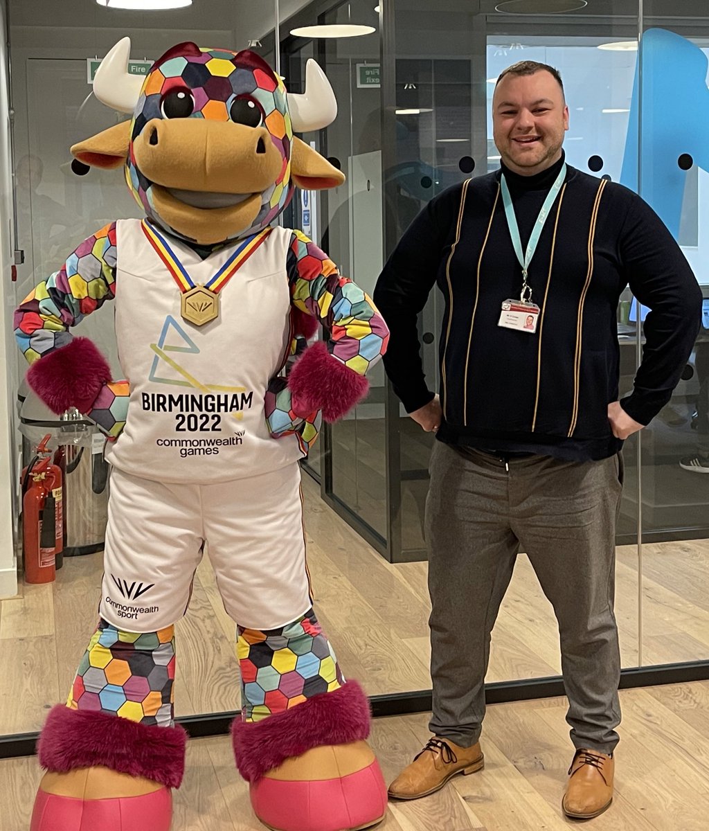 It was great to meet Perry at todays @birminghamcg22 HT reference group #PosewithPerry 🏅