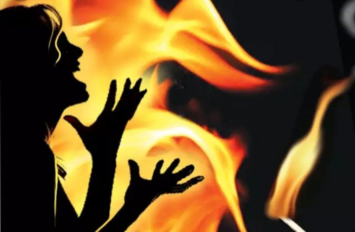 Junta've brutally staged thousands of war-crimes up to GENOCIDE on Rohingya &amp; ethnic groups for many years.
After the coup, Junta have just conducted shoots DEAD, tortures to death, ignition to houses &amp; #BurntAliveByJunta on Innocent Civilians.

Is the world very sure at meeting?
