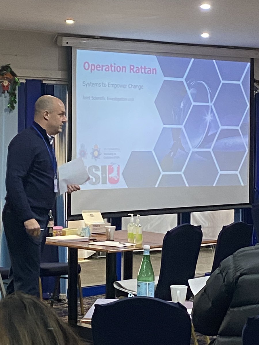 SarahLDaviess's tweet photo. #JSIU empowering staff to influence changes for continuous improvement. Bringing offenders to justice through science @DetSuptMatLewis https://t.co/sv6oEsdWal