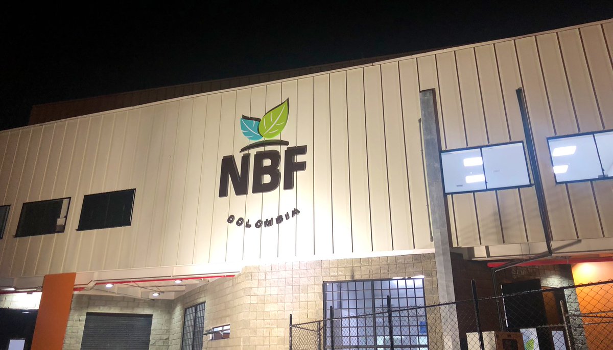 Cagarciaf's tweet photo. Desde @PROCOLOMBIACO tuvimos el gusto de acompañar la inauguración de la planta de producción de aceite de aguacate de @NaturaBio_MX en Palmira, la cuál será la más grande de Colombia y desde donde se espera proveer al mundo entero. https://t.co/KiDBf5N14T