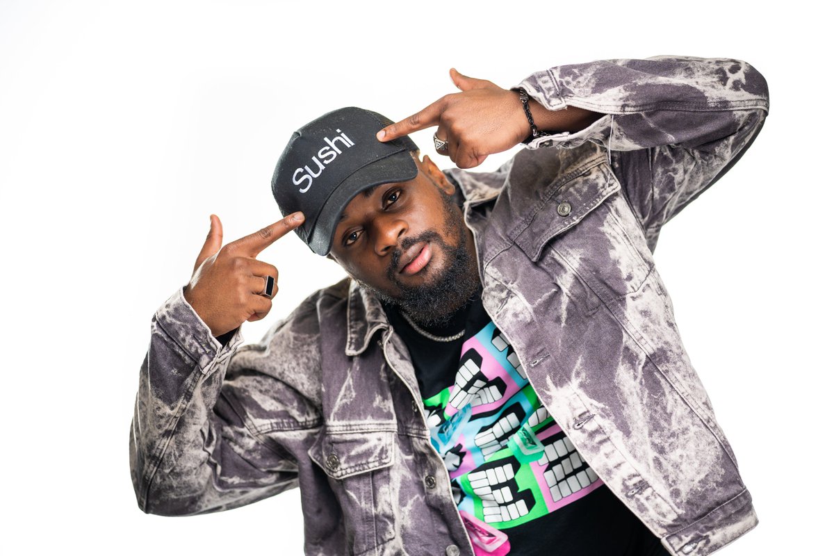 rmnowuk's tweet photo. Flash back when we had @garry_mapanzure in the studio.
For bookings email Info@rmnow.co.uk or whatsapp +447730882667

.
#creativephotography  #creativeshoot #AFRICANSUSHI  #photoshoot  #portraitphotography #blackownedbusiness #creative_by_nature #royalmediauk #garrymapanzure https://t.co/cmOh7lzHBY