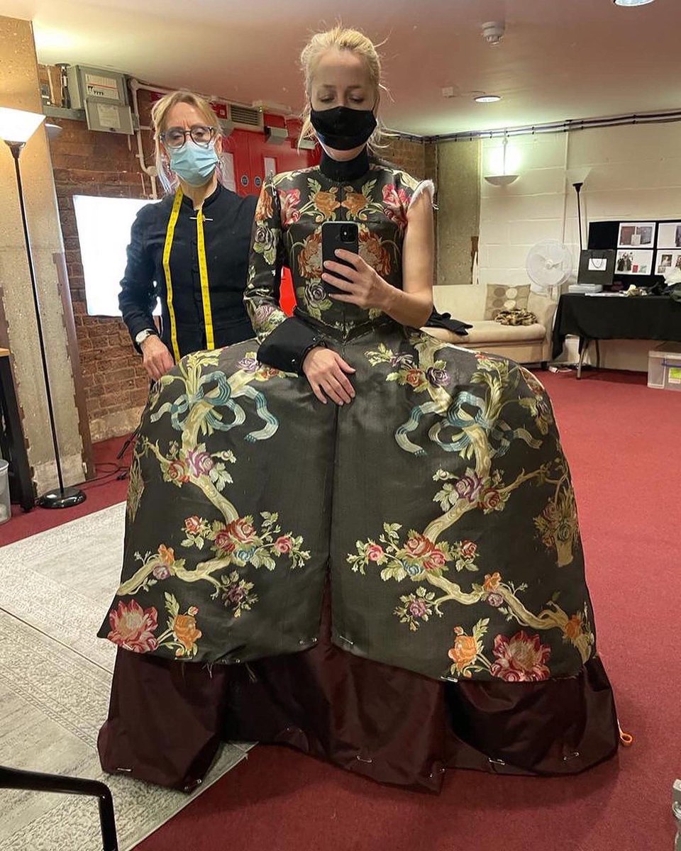 Gillian Anderson tweet media