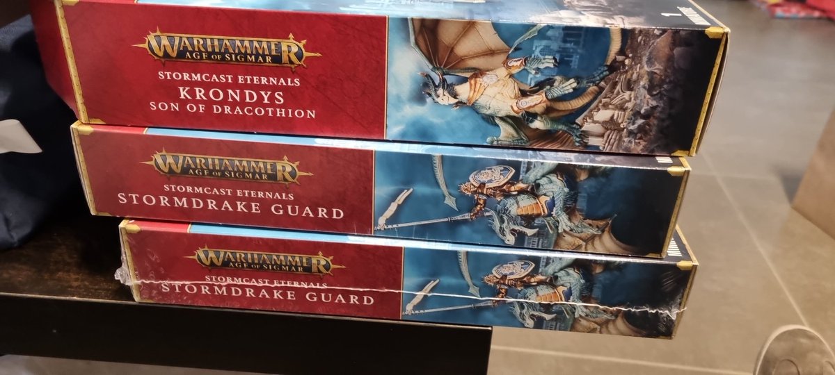 Sombremine's tweet photo. Yay Dragons !!!
#ageofsigmar #stormcasts #dragonsmeta https://t.co/4XBt4OND3c