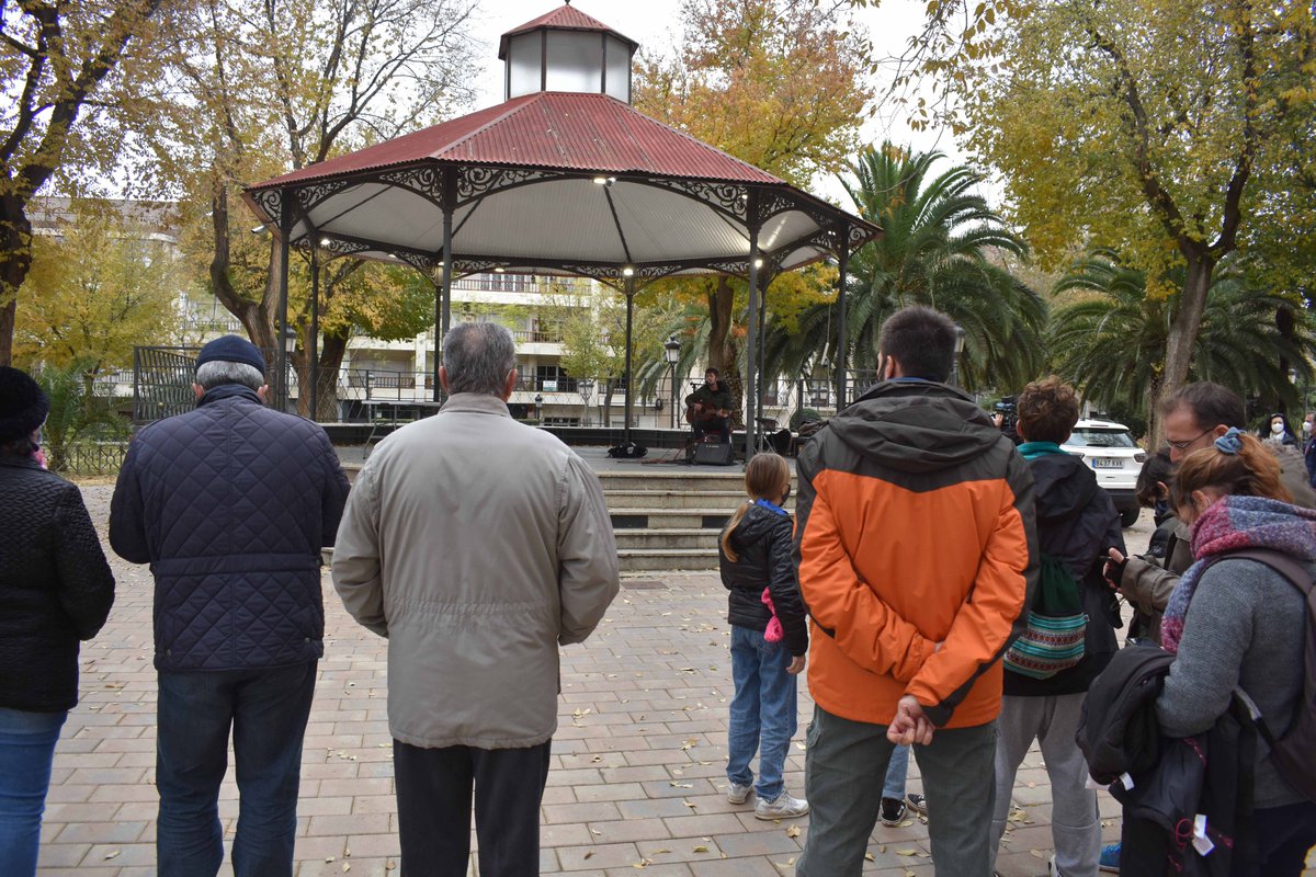 AYTO_CIUDADREAL's tweet photo. Esta mañana Ciudad Real se llenaba de armonía celebrando el “Día de la música en la calle”, con 20 conciertos didácticos para todo tipo de públicos, en especial niños y niñas, en diferentes espacios abiertos de la ciudad.
Concejalías de Educación y Cultura @AYTO_CIUDADREAL https://t.co/n6YU2Mwz0D