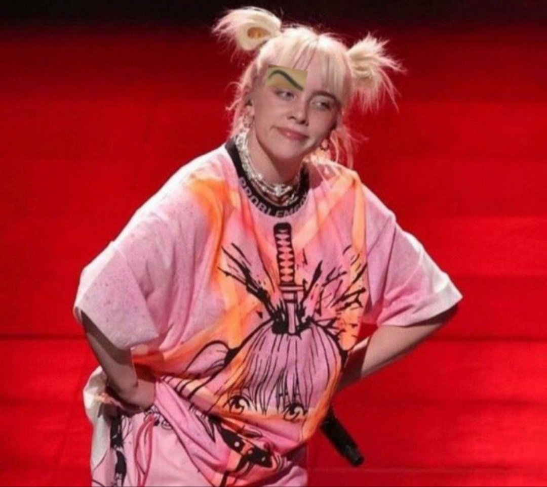 lasituala's tweet image. Please tell me she's not keeping this 🙃