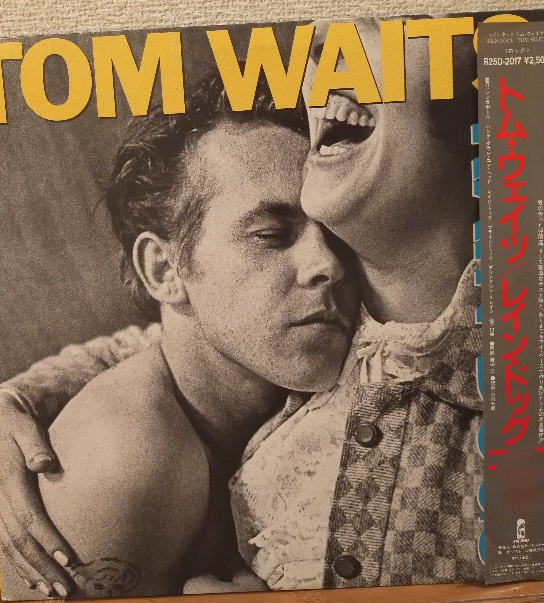 HAPPY BIRTHDAY
TOM WAITS CD            11                                                             