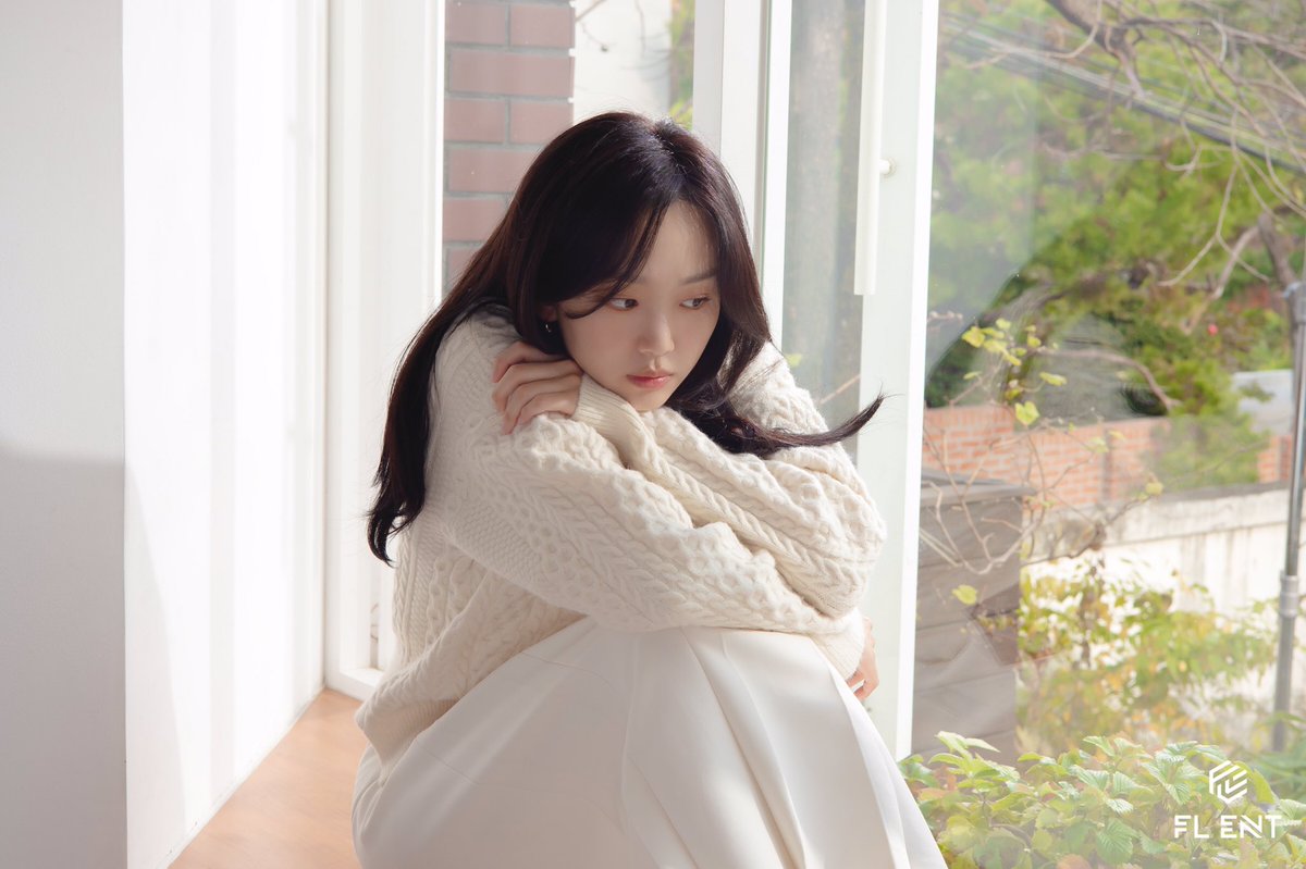 jinkijooarchive's tweet photo. #눈이오잖아 뮤비 비하인드 📸 (1/5)

#진기주 #Jinkijoo https://t.co/nyMT36rebL