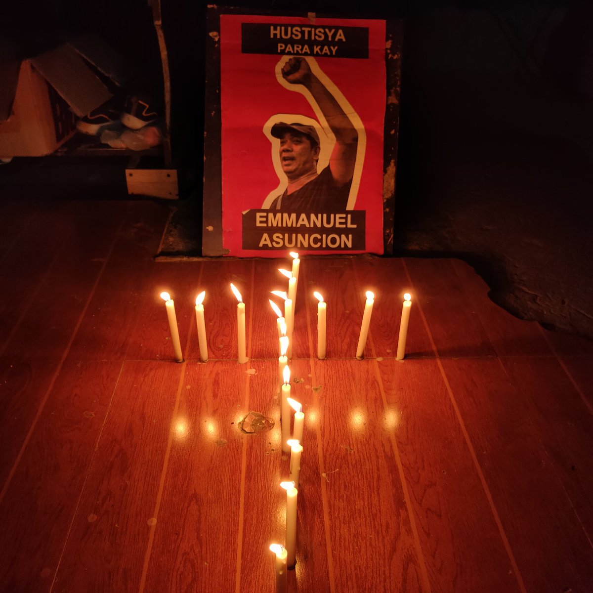 GYCavite's tweet photo. Hustisya ang sigaw ng mamamayan ng Timog Katagalugan!
HUSTISYA PARA KAY KA MANNY ASUNCION! HUSTISYA PARA SA LAHAT NG BIKTIMA NG BLOODY SUNDAY MASSACRE!
#STFightsBack
#ResiSTCrackdown
#NeverForgetBloodySunday
#DefendSouthernTagalog https://t.co/xSfGceGsJy