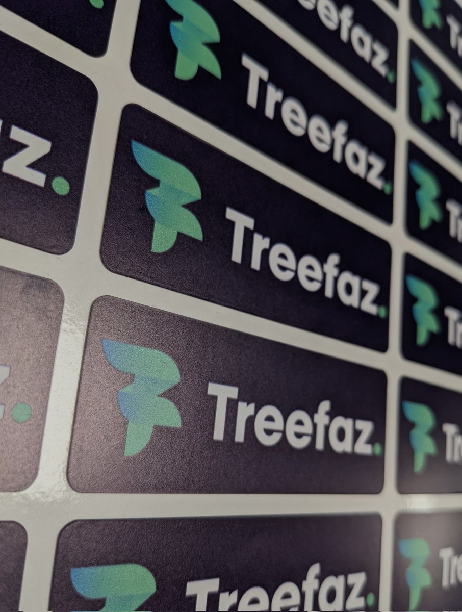 Treefaz_'s tweet image. Nous venons de recevoir notre première livraison de goodies !