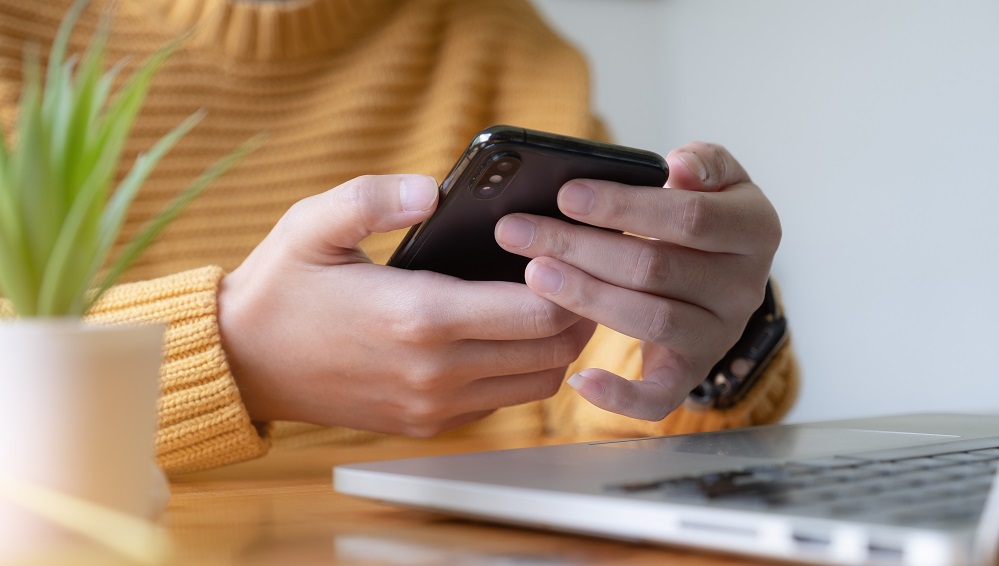 MPLawOttawa's tweet photo. As of Dec. 2nd, employers with 25 or more employees must now have a written policy with respect to disconnecting from work. Learn what this means for employees and employers. https://t.co/ABireUNsP6
#EmploymentLawyer | #EmploymentLaw https://t.co/VPmbQYhcaR