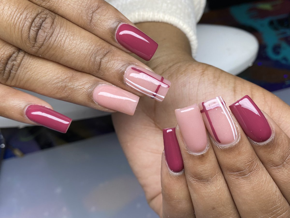 ebonynooivory's tweet photo. I’ve been slacking in posting to Twitter but follow my IG to stay tuned! 
https://t.co/lRxa3rosZm 
📍Durham NC
#BlackOwnedBusinesses #blacknailtech #nailtech #durhamnailtech #raleighnailtech https://t.co/JHH4HL5ONy