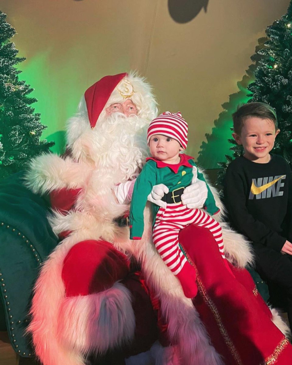 FaithKnott's tweet photo. @FPS_2_Hedgehogs Harrison and Jacob met Father Christmas on Saturday 🎅🏼💙 https://t.co/qdmnW7AmIW