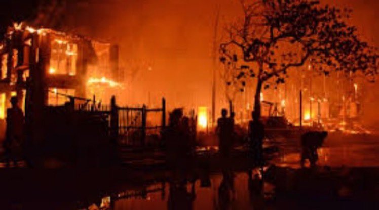 Limitless990's tweet photo. How'd you feel"having been killed amid scorched burning"? Before and after Junta's coup, its thugs have savagely committed 𝘁𝗵𝗶𝘀 war crimes on Rohingya, ethnic groups and thousands of civilians. 12 villagers of #Myanmar's northern regions are #BurntAliveByJunta as of today. https://t.co/RoRrK7T6oe