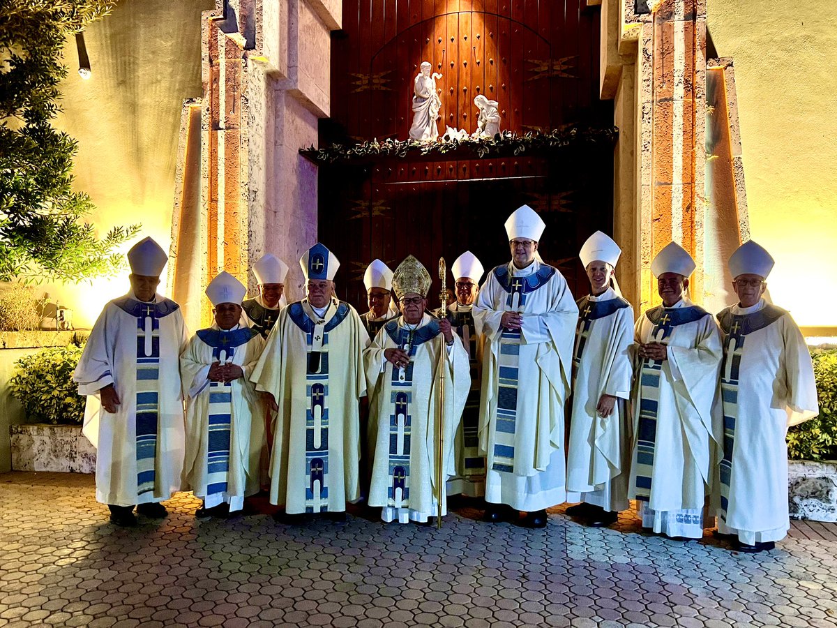 Bishops of Florida Monday night after celebrating 60th anniversary of Archbishop Emeritus, John C Favalora’s ordination to priesthood at St Mary’s Cathedral