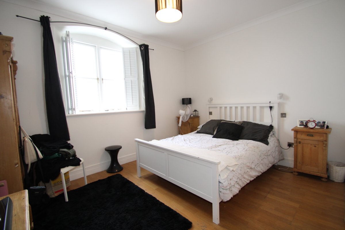 WatersonsEA's tweet photo. NEW!
Brick Kilm Lane, #LittleBollington #Altrincham - £350,000
A superbly sized 2nd floor apartment in Mill Conversion with idyllic views over national trust land with Dunham Park on its doorstep. 1336sqft. For a #viewing ☎️01619416633 #propertyforsale #estateagent https://t.co/7spqeLQm0U