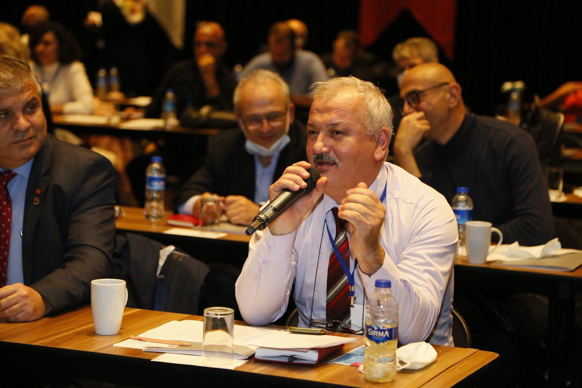 Sivil Toplum Çalıştayı, sunumların ardından düzenlenen panel oturumunda katılımcıların soru, görüş ve önerileri alınarak tamamlandı.
Yoğun fırtına ve hava muhalefetine rağmen son ana kadar STK temsilcilerinin katılımı azalmadı.