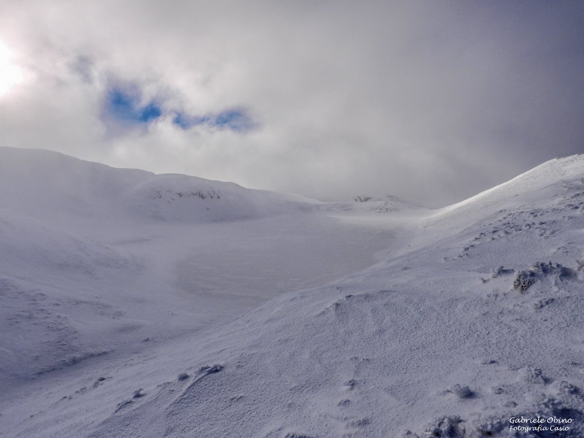ModenaDintorni's tweet image. Polo Nord? No, #Appennino Tosco-Emiliano! 

Ecco come si presentava ieri il rifugio Duca degli Abruzzi al #LagoScaffaiolo  🥶

Ph Gabriele Obino
