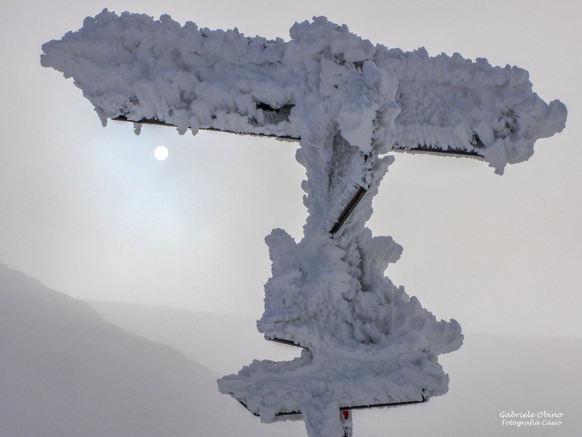 ModenaDintorni's tweet image. Polo Nord? No, #Appennino Tosco-Emiliano! 

Ecco come si presentava ieri il rifugio Duca degli Abruzzi al #LagoScaffaiolo  🥶

Ph Gabriele Obino