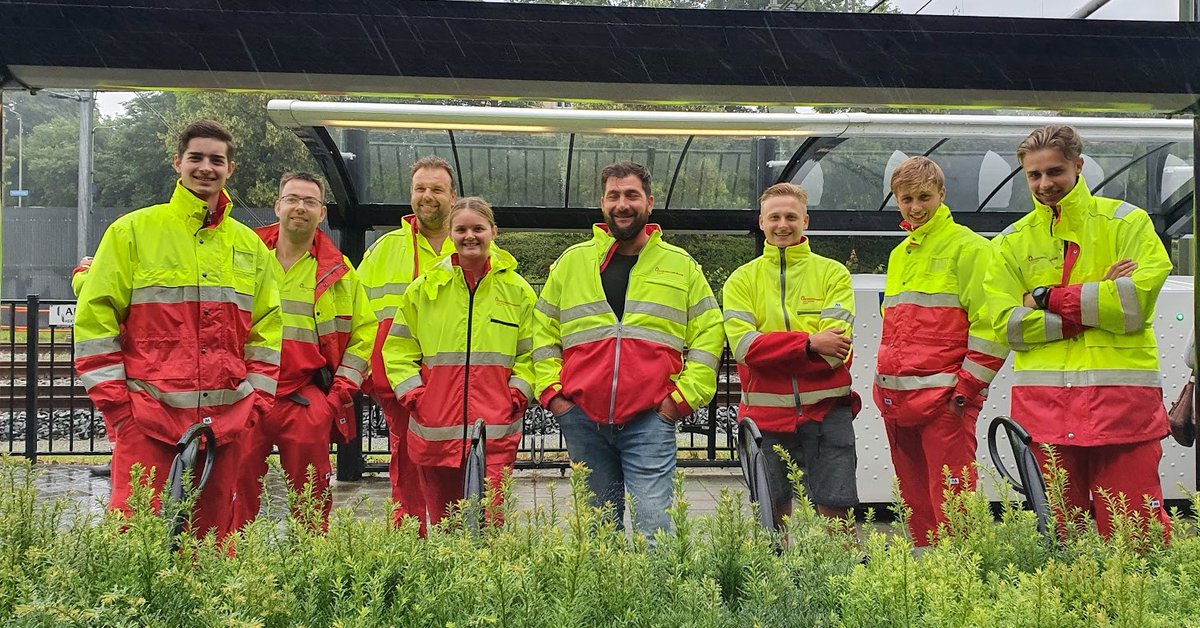 Dag van de Vrijwilliger: Een mooi moment om al onze vrijwilligers te bedanken die zich inzetten voor waterveiligheid. De Reddingsbrigade drijft op vrijwilligers en daar zijn wij trots op! Hele bericht: facebook.com/reddingsbrigad…
#wijzijndereddingsbrigade #reddingsbrigade
