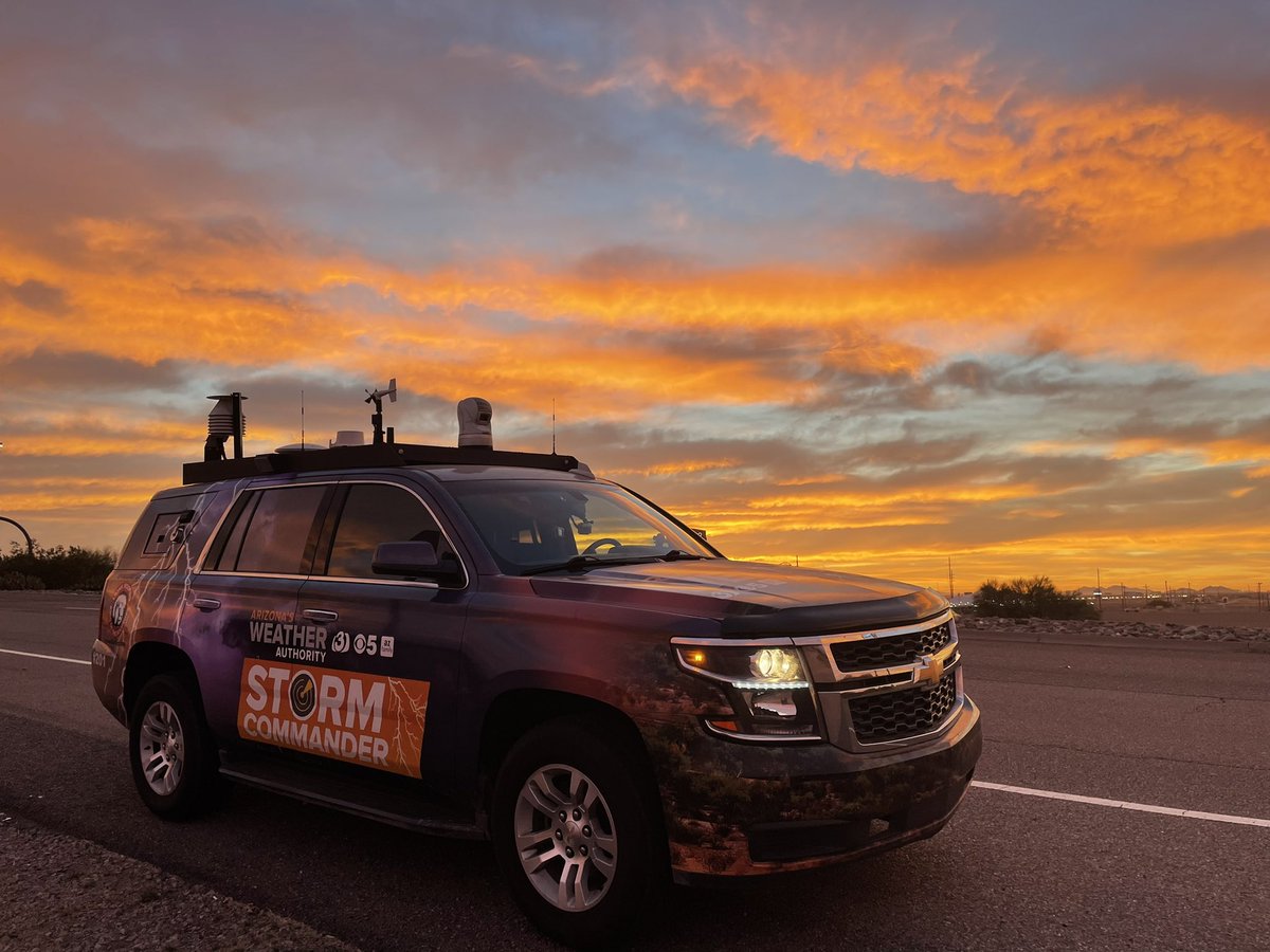 SchwartzTV's tweet photo. Now THAT was a sunrise! #azfamily #azwx https://t.co/eb0tiCNezx
