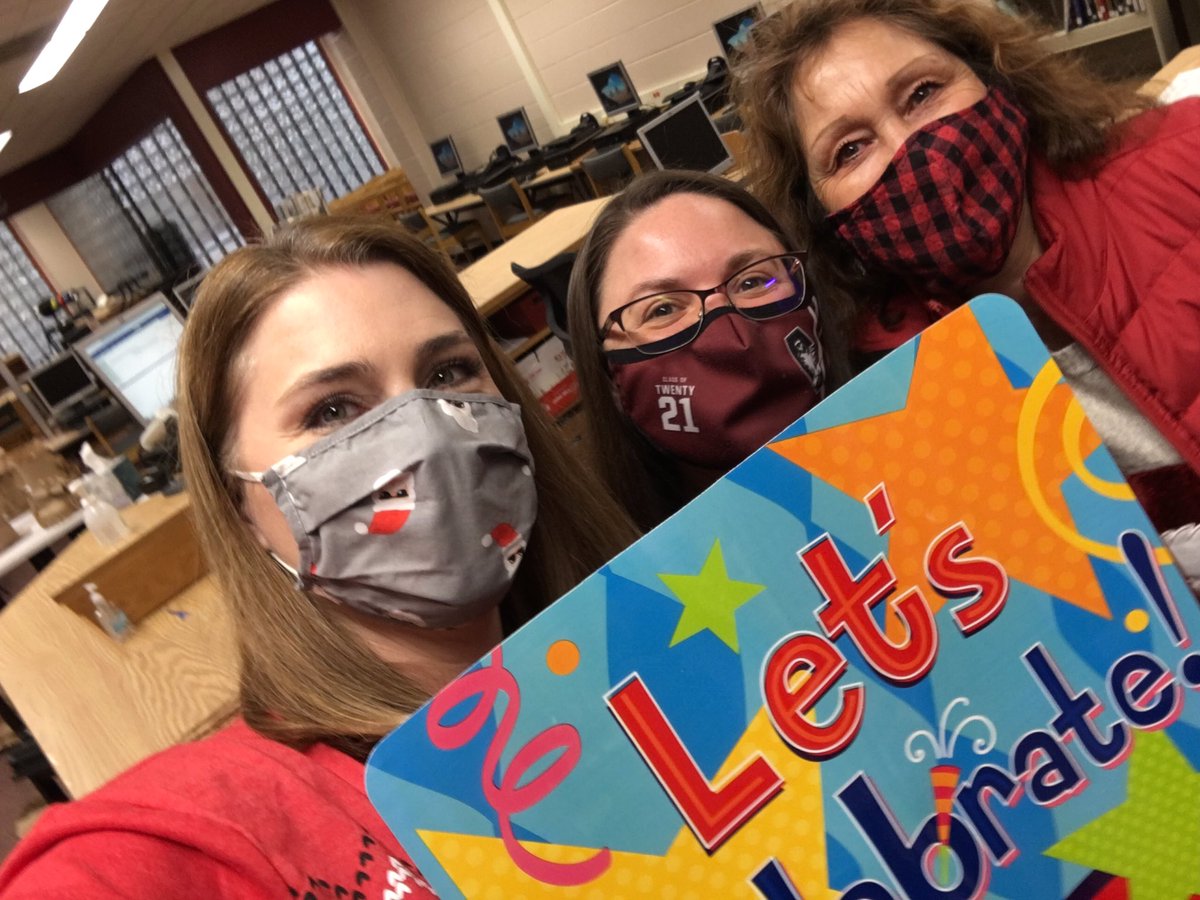 TheChHSLibrary's tweet image. Congrats to our own Mrs. Turner! She was named CHHS Staff Member of the Month today. 🎉🎊🥳👏