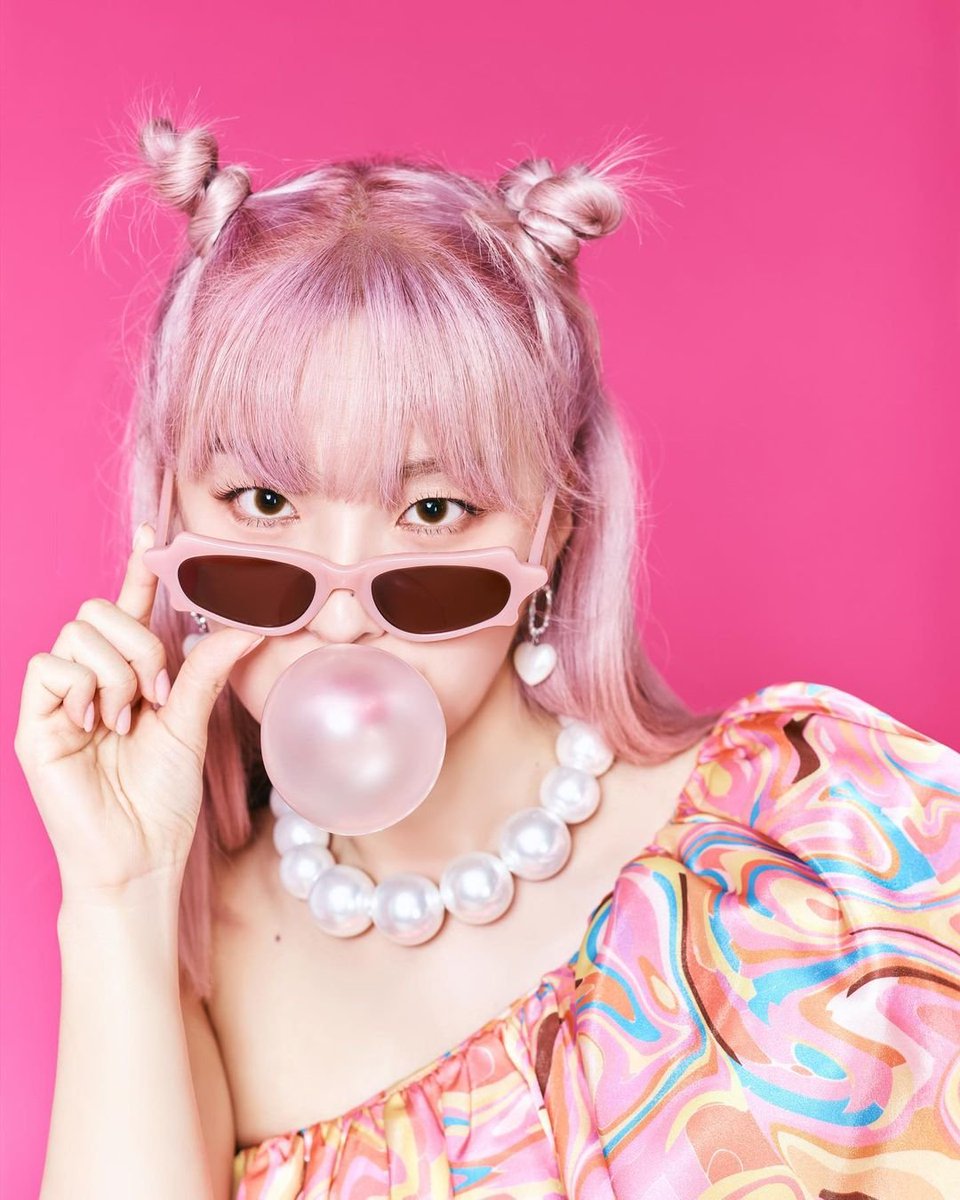 unionsbnl's tweet photo. [❤️‍🩹] ▪︎ Retrospectiva SBNL

Vamos começar com uma dancinha~ ADORA fez o seu debut no mês passado com 'Make U Dance' em parceria com EUNHA do VIVIZ

Spotify: https://t.co/YnFUmLdVyf
Apple Music: https://t.co/ukC7faWn1N
Youtube: https://t.co/eFkU9b6ue8
✨: @ADORA_BRA https://t.co/PZ6OxYlsso