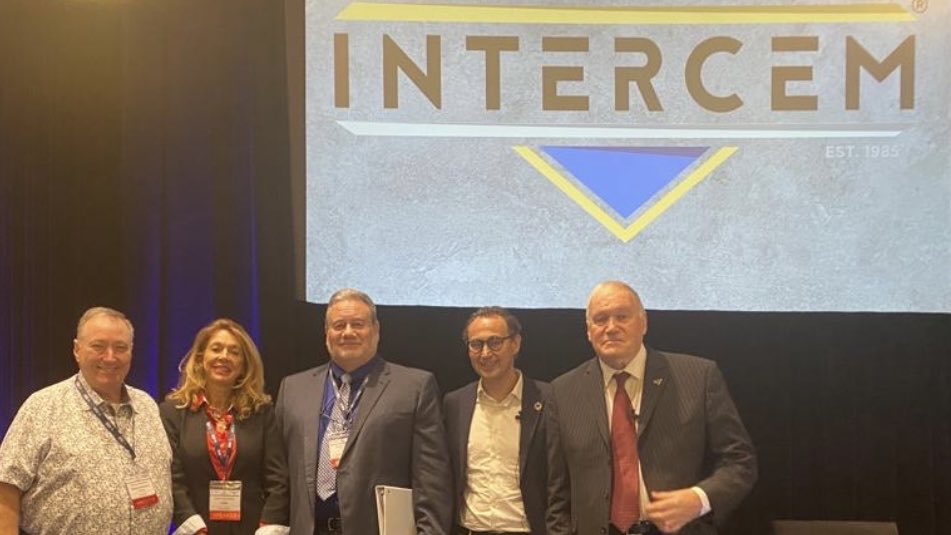 McSweeneyMikeB's tweet photo. Great session at #Intercem where 400 delegates from 40 countries came together to hear what is going on in the cement & #concrete sector. Always a pleasure to be on a panel with @ficemcemento @PCA_Daily @theGCCA https://t.co/Pf7wg5vfNJ