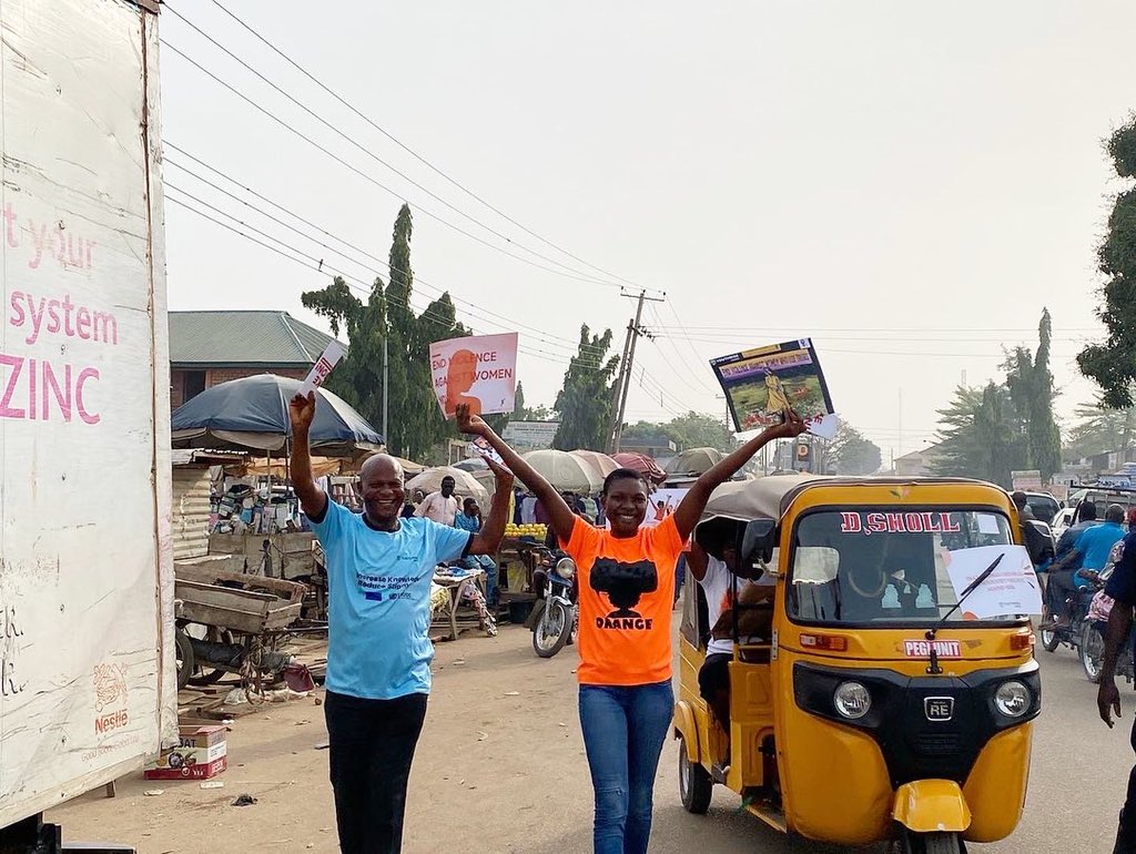 YouthRISE_NG's tweet image. The #RoadWalk to #EndGBV involved young people &amp;amp; members of the Kuje Area Council Sexual Violence Prevention Committee. The community amplified the impact of #GBV on adolescent girls &amp;amp; young women including those who use drugs, to demand effective responses to #endgbv.