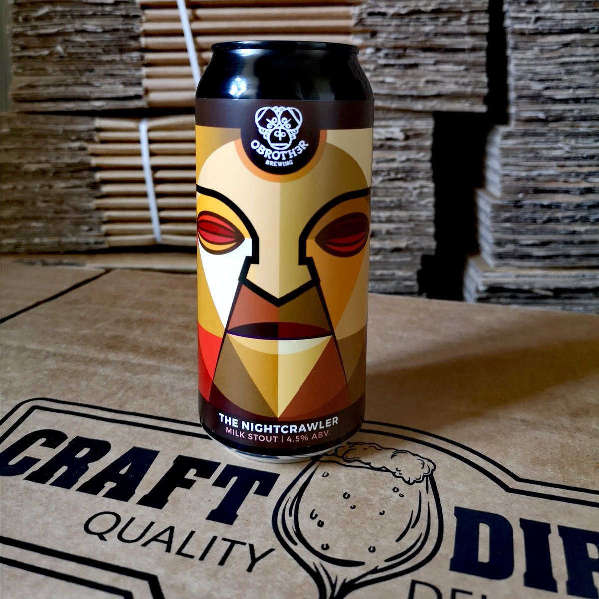 craftdirect's tweet photo. How cool is the new label artwork on the @OBrotherBrewing Nightcrawler Milk Stout can?!... Excellent artwork, excellent beer! 👌👏🍻

https://t.co/7xui68GKWR 

#craftbeerireland #irishcraftbeer #irishbrewery https://t.co/FEonO2vZn6