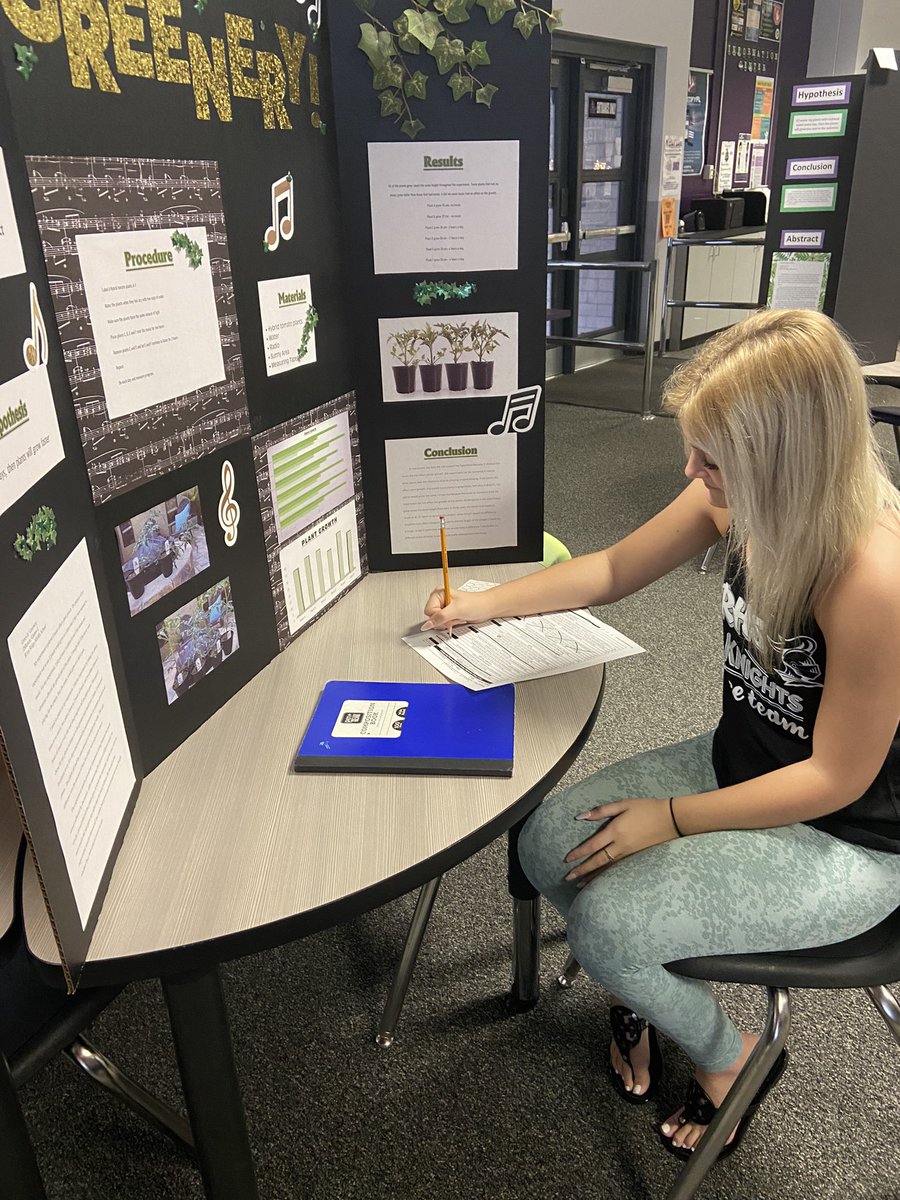 Thank you <a href="/lainesmith/">Laine Smith</a> for sending kids to help judge our School Science Showcase!! <a href="/RRMSRoyalKnight/">RRMS</a> #WeAreRoyal