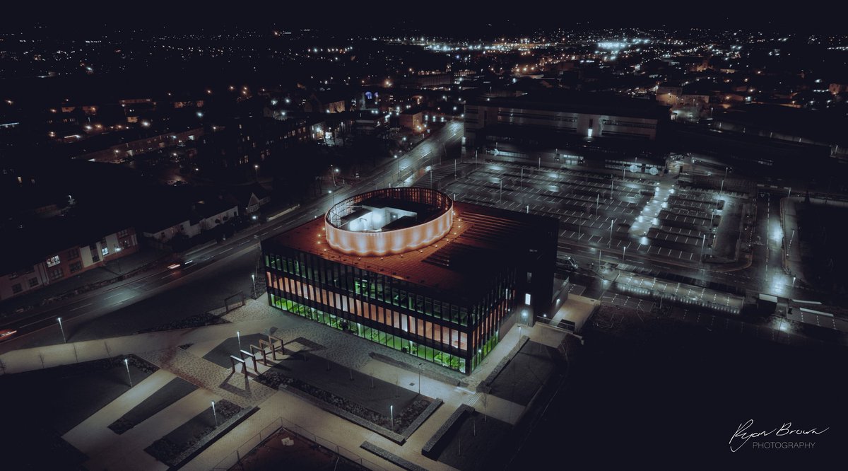The Halo Urban Regeneration complex at night 🌃

An incredibly eye catching building in the heart of Kilmarnock

<a href="/MarieMacklin/">Dr Marie M S Macklin CBE</a>