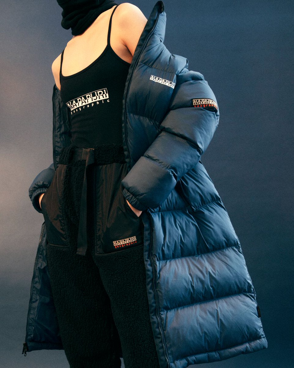 Napapijri's tweet photo. One long puffer. Endless variations.
Layer it over or zip it up; wear it classic or elegant; whatever you go for, it's a statement piece. Discover more at https://t.co/gwuhoUvQos.
.
#Napapijri #PufferJacket #DownFree https://t.co/SBQQhDrS5Z