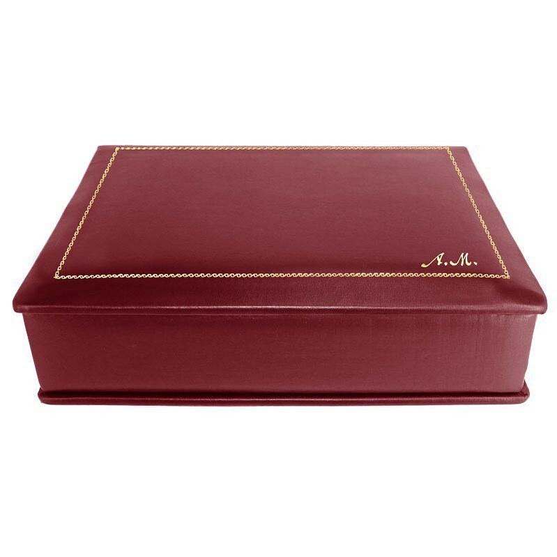 contiborbone's tweet photo. Cofanetto Rubino 
https://t.co/0QqP5MtCiL

#cofanetto #contiborbone 
.
.
.
.
.
#legatoria #bookbinder #bookbinding #italia #italy #fashion #handmadeinitaly #handmade #luxury #artigianatoitaliano #italianstyle #italian #كتاب #도서 #סֵפֶר #livre #本 #newc… https://t.co/KZ6v0qD1ki https://t.co/1p0IakmOm0