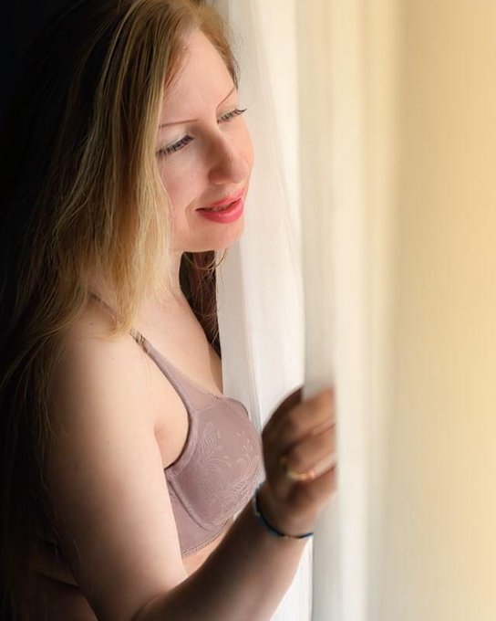 Hi I'm in #Bruxelles for a week, happy to meet to discuss photo shoots _ create content  Please d.m me<a href="/tag/bruxelles"class="tags">#Bruxelles</a><a href="/tag/art"class="tags"><span>#art</span></a><a href="/tag/modelling"class="tags"><span>#modelling</span></a><a href="/tag/networking"class="tags"><span>#networking</span></a><a href="/tag/belgium"class="tags"><span>#belgium</span></a><a href="/tag/adult"class="tags"><span>#adult</span></a>