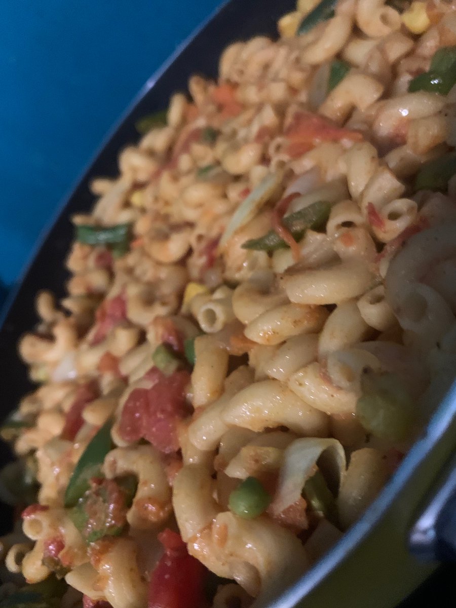 KedarsCooking's tweet photo. Hi, I’m sharing my delicious and healthy vegetable pasta.
It’s filled with fortifying herbs to help boost your immune system. 
If you haven’t follow me on Instagram please do @Kedarcooking
Don’t forget to like, share, &amp; comment https://t.co/FDYgW8MXoU