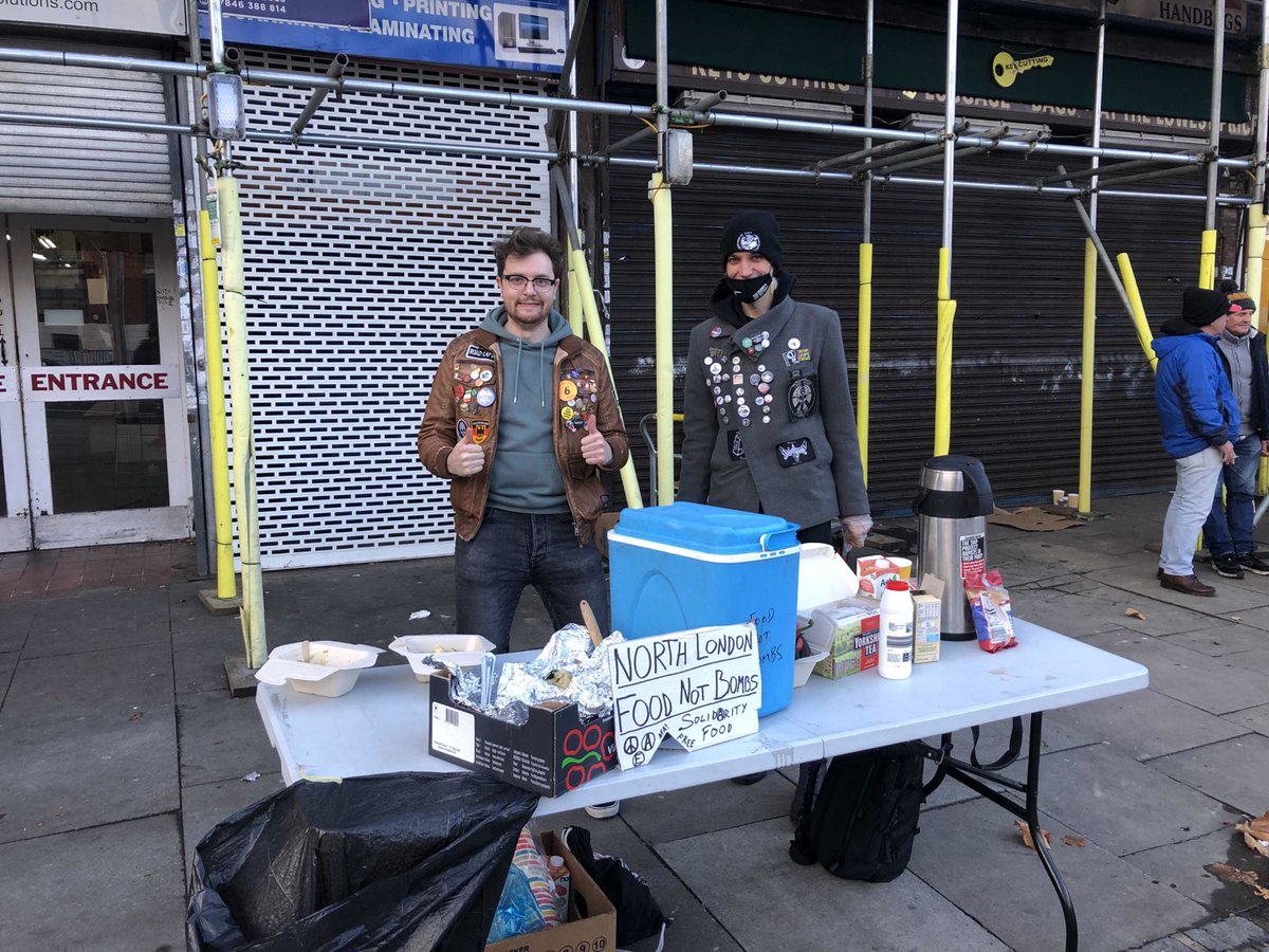 pics from our food share on Sat. outside 7 Sisters station - breadfruit with okra, plantain, &amp; tea &amp; coffee
the food went quickly. this was our 1st stall since a little hiatus and we’re cooking in a new kitchen too - it’s good to be back!
if you want to get involved, please DM us