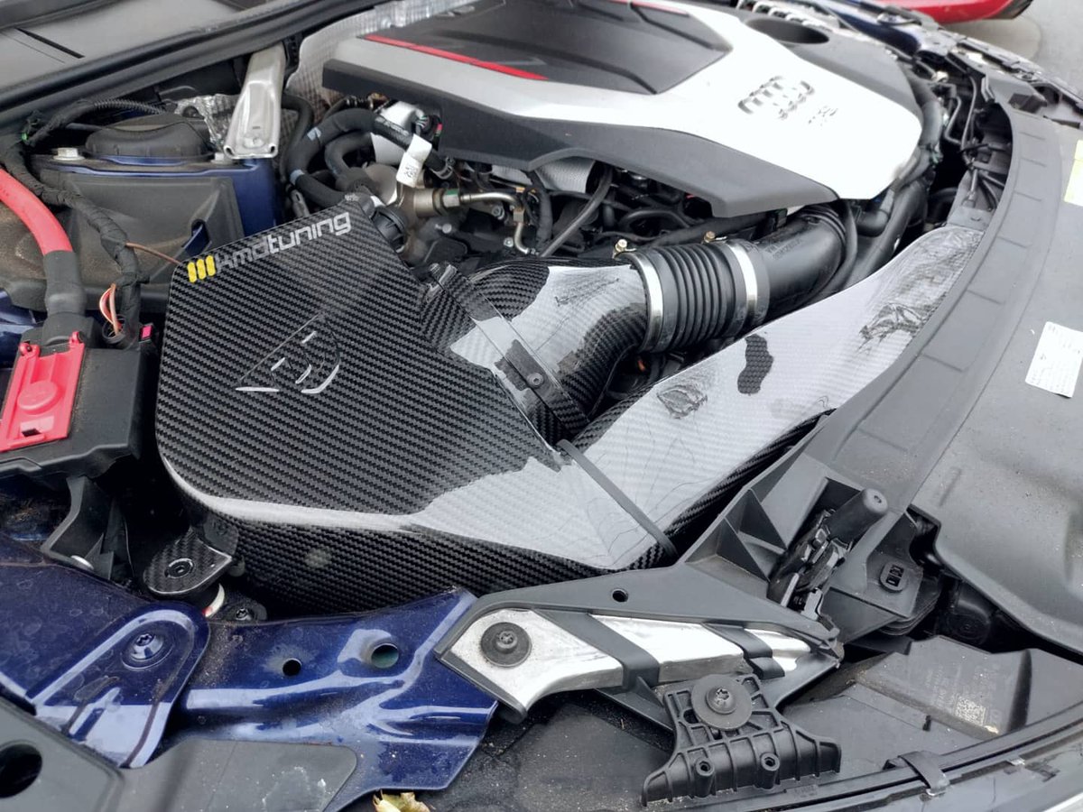 KMDTuning's tweet image. Another absolutely peachy #Unitronic Carbon Fiber Intake going into a B9 S4. Can't ever go wrong with Unitronic hardware; fit, finish, and craftsmanship are thru the roof!
.
.
.
#KMDtuning #getunitronic #audis4 #b9s4 #ea839 #carbonfiber #airintake #saddlebrooknj