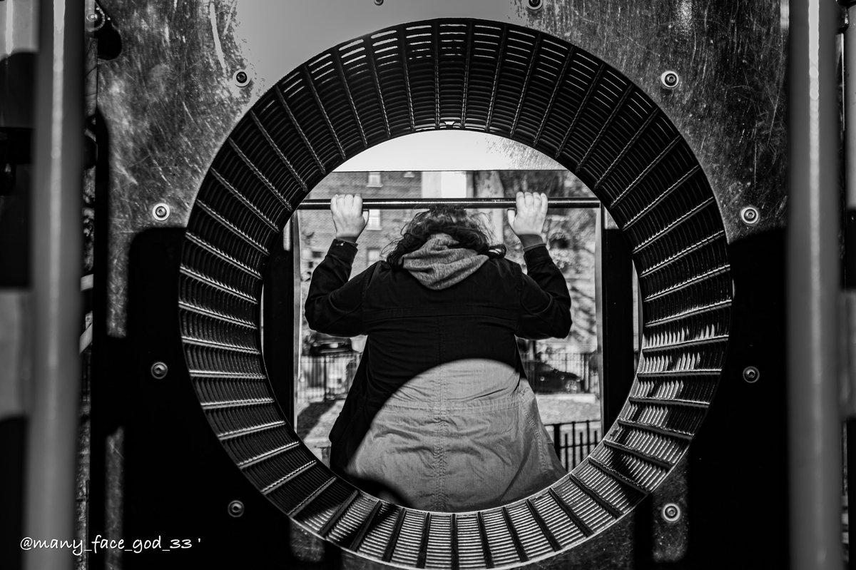 bman3333's tweet photo. #devoepark #blackandwhitephotography #nyc #photographer https://t.co/EYY9mmTQy6