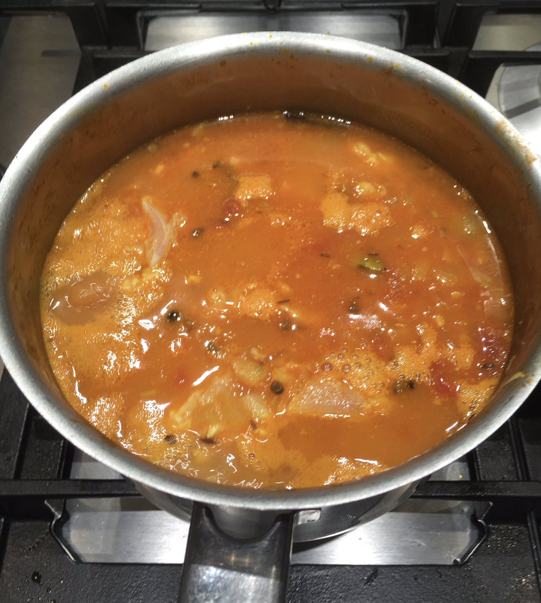 asifamhp's tweet photo. Tonight @nuwandiss it’s #BrummieCurry @TheCurryGuy #AMHPchef😉🤣 https://t.co/0PebCWYrvz