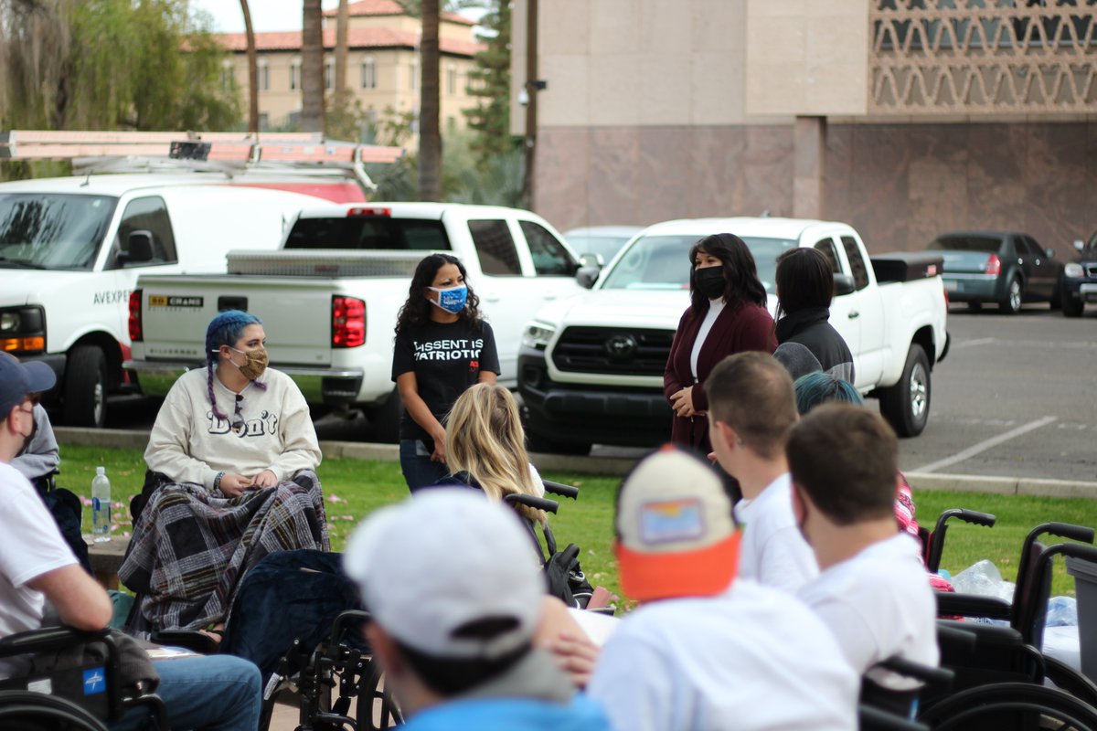 Thank you to @hernandezforaz for agreeing with us: our voting rights are under attack here in Arizona, and dark money is attacking our democracy nationwide. We must pass the #FreedomToVoteAct this year. @POTUS please help us!