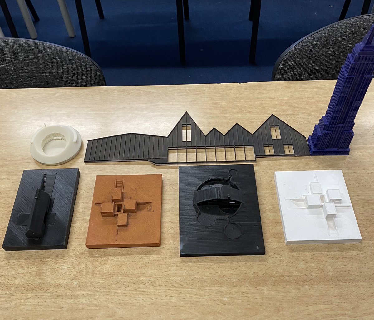 CGSInspiration's tweet photo. Thank you to Daniel from Sargeant Architects for this weeks “Talks on Tuesday.” Daniel talked about the pathway into architecture and about the designs and models he’d made for clients. A mixture of students from Y7- Y13 asked great questions. #exploringpathways #careers #options https://t.co/xH5urfrwoz