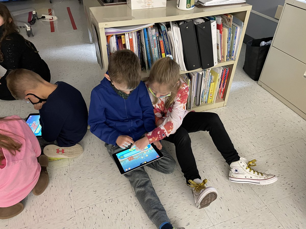 Computer Science Education Week…Drop Everything and Code at Alpine! #CSEdWeek #sparta #dinorsaurcoding