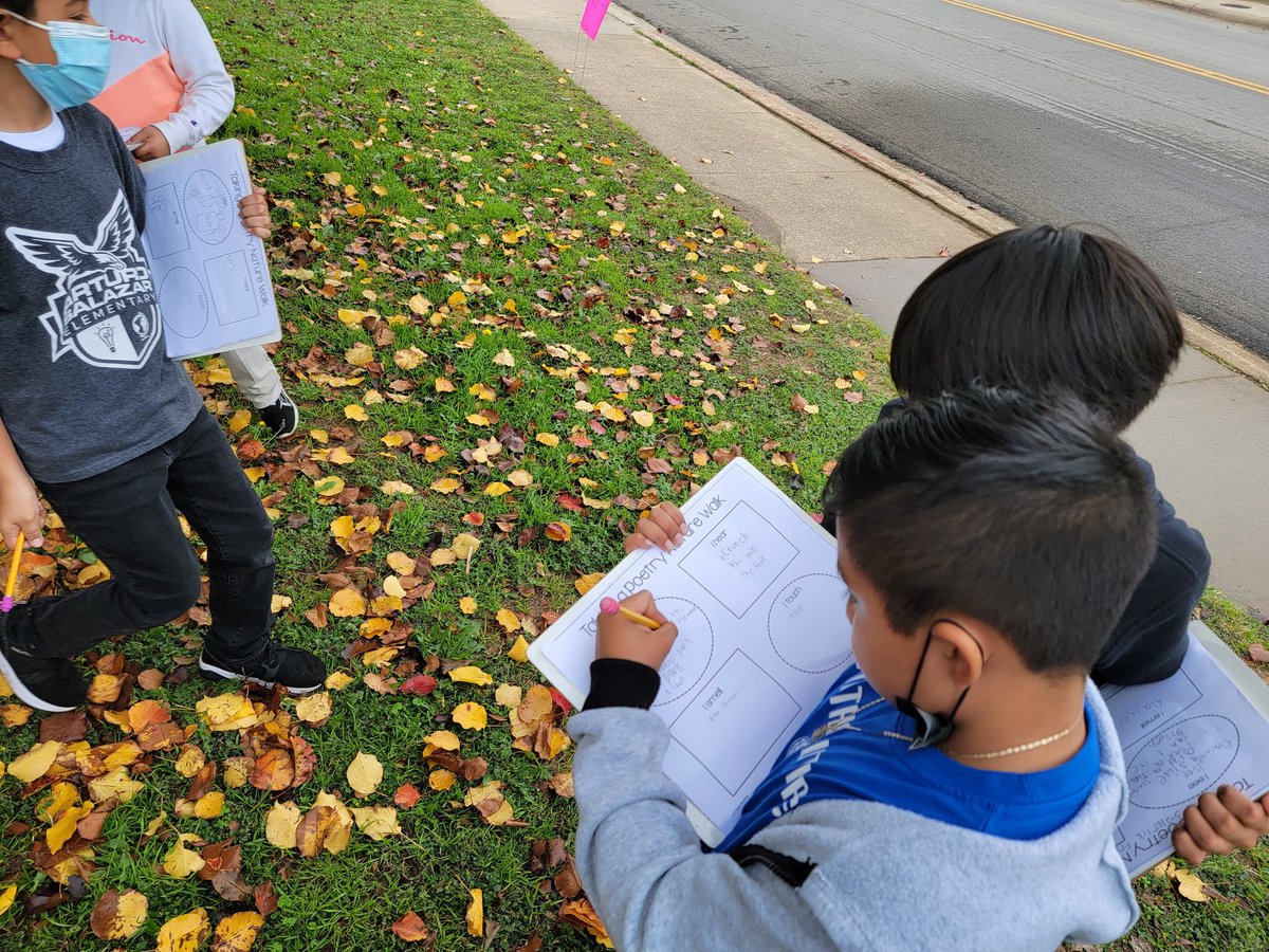 LDZ_FAM's tweet photo. 2nd grade taking a nature walk for inspiration for poetry writing. @LDZ_Principal #LDZ legacy https://t.co/HEI1ouwRZ2