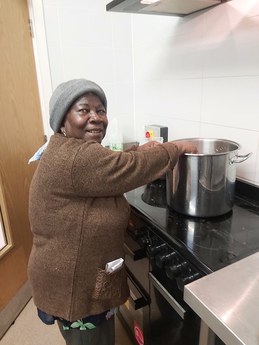 Amy is making custard for the first Gascoyne 1 Community Meal. Join us 1 pm every Tuesday. Free. Everyone welcome.