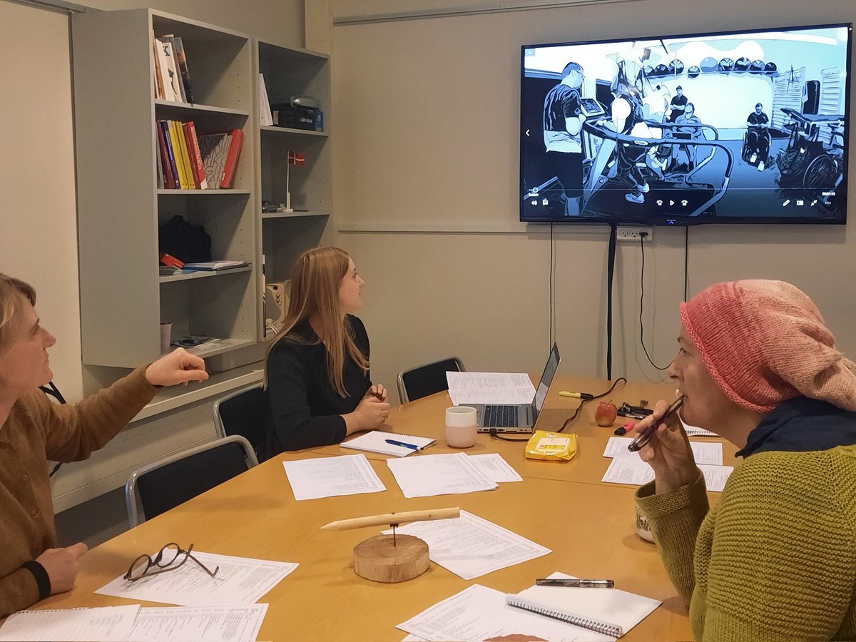 When is everybody ready for you to walk? The social organisation of rehabilitation for sports students with cerebral palsy.
<a href="/SoPraCon_SDU/">SoPraCon</a> research on social interaktion 👊