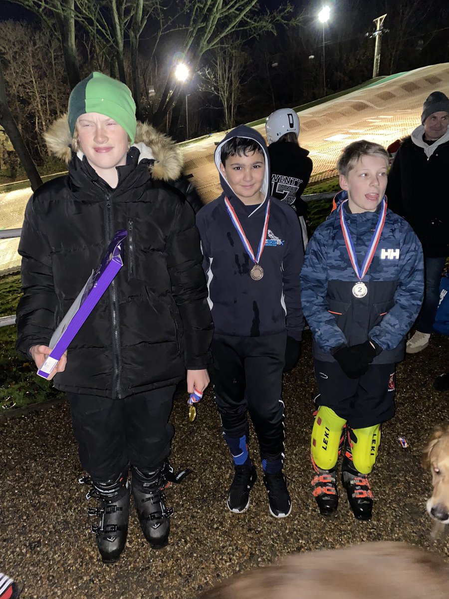 Thank you to all the parents and students who have put in all their efforts this term to make Skiing such a success! We wish you all a very Merry Christmas!✨ <a href="/NewHallSport/">New Hall Sport</a>