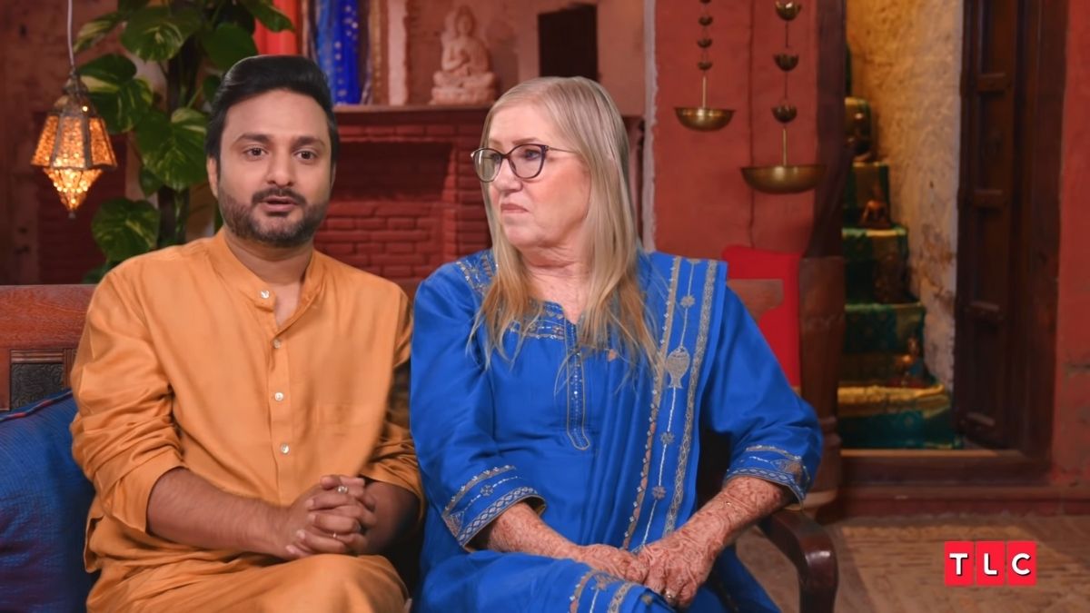 Monsters & Critics: 90 Day Fiance: The Other Way fans share sweet story after Jenny and Sumit invited them into their home https://t.co/yHxxnMDTai #crime #news https://t.co/xTEIfMFw1c
